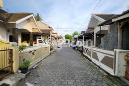 Rumah LT 112m² Newly Renovated di Sleman, Dekat Supermarket, Sleman Rumah LT 112m² Newly Renovated di Sleman, Dekat Supermarket, Sleman