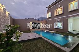 Rumah Luxury Modern Tanpa Renovasi di Purwomartani Sleman Rumah Luxury Modern Tanpa Renovasi di Purwomartani Sleman