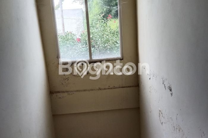 For Sale Rumah 5 Kamar Lokasi Ideal Nyaman dan Strategis di Umbulharjo For Sale Rumah 5 Kamar Lokasi Ideal Nyaman dan Strategis di Umbulharjo