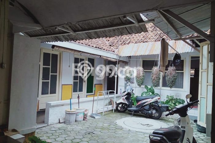 Unit Komersial Dijual di Kraton Yogyakarta 150m2 Unit Komersial Dijual di Kraton Yogyakarta 150m2