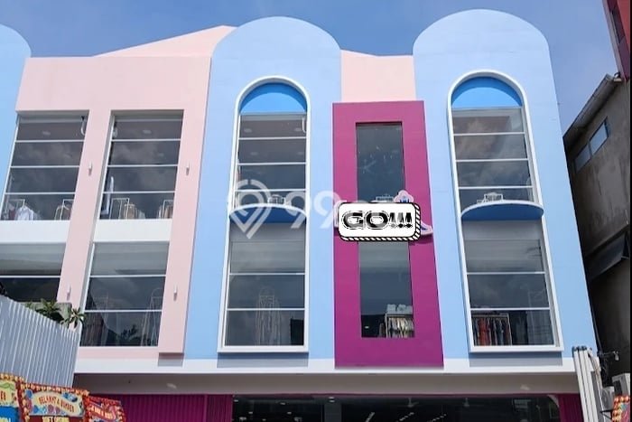 Ruko Dijual di Prime Area Yogyakarta Luas 2000m2 Ruko Dijual di Prime Area Yogyakarta Luas 2000m2