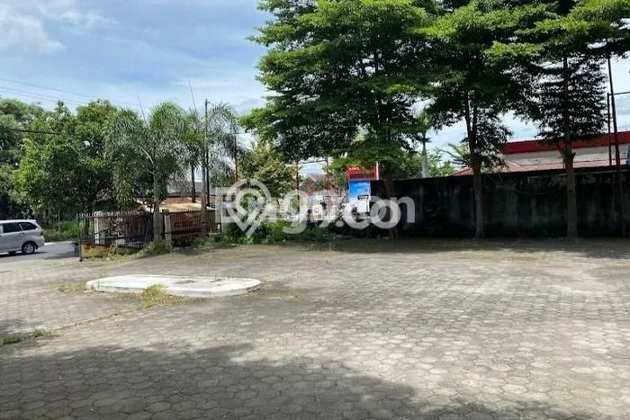 Disewakan Gudang Premium di Mantrijeron, Luas 1500m2m², Jalan Utama Disewakan Gudang Premium di Mantrijeron, Luas 1500m2m², Jalan Utama