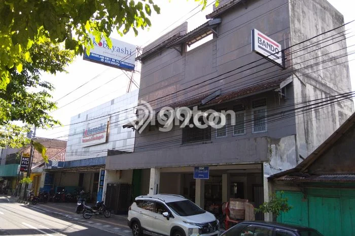Area Ramai! Ruko Dijual di Jetis untuk Bisnis Luas Bangunan 800m2 Area Ramai! Ruko Dijual di Jetis untuk Bisnis Luas Bangunan 800m2
