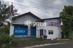 KAWASAN KOMERSIAL! Gudang Disewakan Kawasan Sleman, Luas 720m², Lokasi Strategis KAWASAN KOMERSIAL! Gudang Disewakan Kawasan Sleman, Luas 720m², Lokasi Strategis
