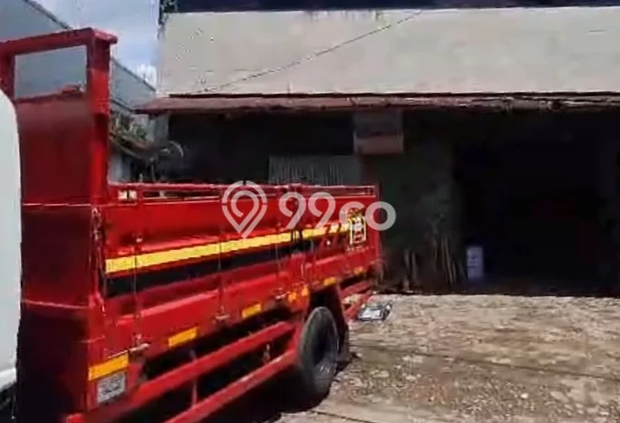 Ruko Komersial Disewakan di Umbulharjo Yogyakarta Luas 240m2 Ruko Komersial Disewakan di Umbulharjo Yogyakarta Luas 240m2