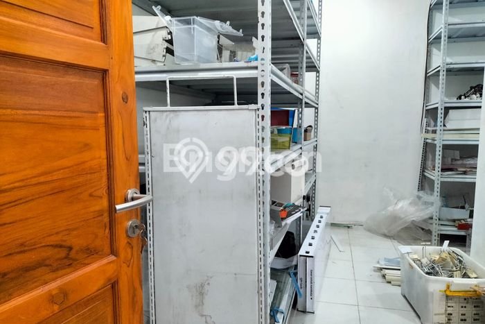 Disewakan Ruko Premium di Gamping, Luas 195m², Area Komersial, Jalan Mudah Disewakan Ruko Premium di Gamping, Luas 195m², Area Komersial, Jalan Mudah