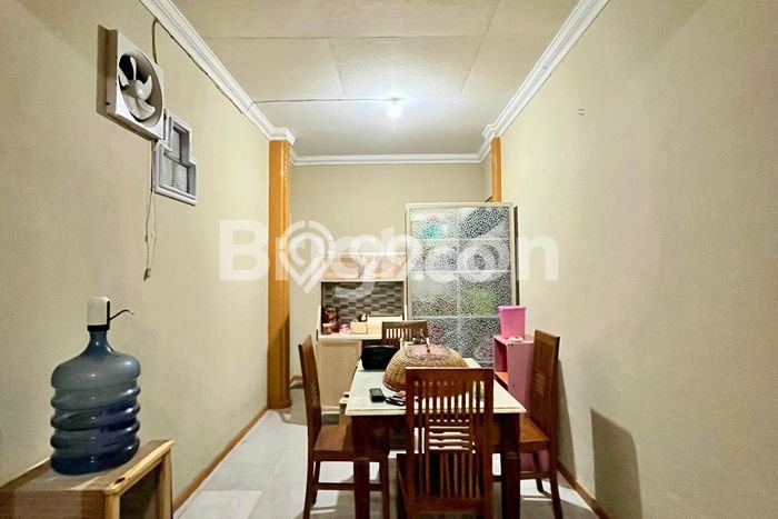 Dijual Hunian Rumah Terawat 4 KT di Condong Catur, Sleman Dijual Hunian Rumah Terawat 4 KT di Condong Catur, Sleman