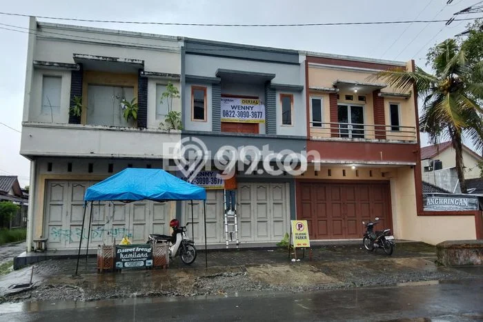 FOR SALE! Ruko di Gamping Sleman, LT 120m2, LB 120m2 FOR SALE! Ruko di Gamping Sleman, LT 120m2, LB 120m2