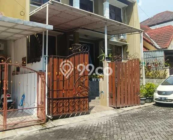 Rumah kawasan Godean, Sleman, Luas 165m2m² Bangunan 290m2m² Rumah kawasan Godean, Sleman, Luas 165m2m² Bangunan 290m2m²