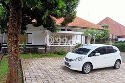 Hunian Mewah LB 350m2 Siap Huni Desain Elegan di Riau, Bandung Hunian Mewah LB 350m2 Siap Huni Desain Elegan di Riau, Bandung