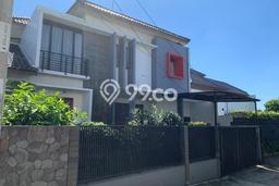 Rumah Berkualitas LT 399m2m² / LB 250m2m² di Bandung Utara, Dekat Pusat Kota, Bandung Rumah Berkualitas LT 399m2m² / LB 250m2m² di Bandung Utara, Dekat Pusat Kota, Bandung