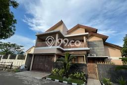 Dijual Rumah 5 Kamar Lokasi Strategis Nyaman dan Strategis di Antapani Dijual Rumah 5 Kamar Lokasi Strategis Nyaman dan Strategis di Antapani