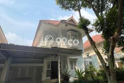 Rumah Luxury Modern Siap Huni di Kota Baru Parahyangan Bandung Rumah Luxury Modern Siap Huni di Kota Baru Parahyangan Bandung