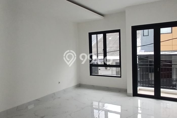Rumah Minimalis 3 Kamar LT 59m2 di Tanjung Duren Rumah Minimalis 3 Kamar LT 59m2 di Tanjung Duren