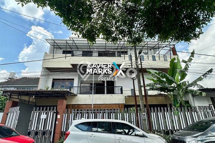 Dijual Kost di Kawasan Klojen, Malang, Spesifikasi 20 KT, 8 KM, 850m2 Dijual Kost di Kawasan Klojen, Malang, Spesifikasi 20 KT, 8 KM, 850m2