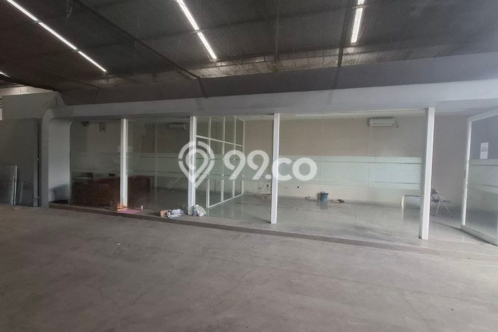 Gudang di Lawang, Luas 598m2m², Area Bisnis, Disewakan Gudang di Lawang, Luas 598m2m², Area Bisnis, Disewakan