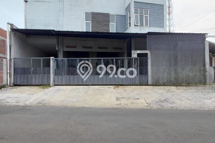 Komersial Komersial Dijual di Pakis Malang LT 1603m2 & LB 1850m2 Komersial Komersial Dijual di Pakis Malang LT 1603m2 & LB 1850m2