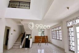 Rumah Elit Modern Siap Huni di Kota Wisata Bogor Rumah Elit Modern Siap Huni di Kota Wisata Bogor