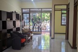 HUNIAN EKSKLUSIF! Rumah area Batununggal, 2 KM, Design Modern, LT 200m² LB 134m² HUNIAN EKSKLUSIF! Rumah area Batununggal, 2 KM, Design Modern, LT 200m² LB 134m²