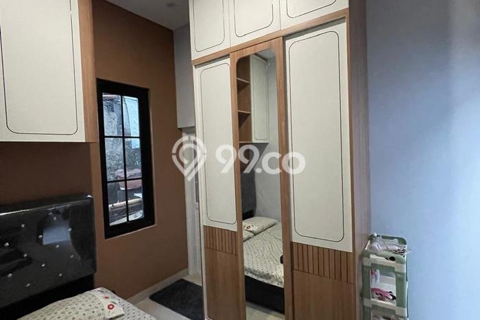 For Sale! Luxury House LT 152m2 Desain Elegan di Ciateul For Sale! Luxury House LT 152m2 Desain Elegan di Ciateul