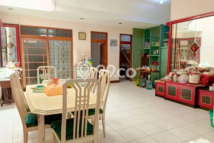 Rumah sewa siap pakai 3 Kamar Tidur di Buah Batu, Bandung Rumah sewa siap pakai 3 Kamar Tidur di Buah Batu, Bandung
