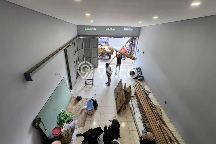 Area Strategis! Disewakan Ruko Lokasi Astanaanyar, Bandung Cocok untuk Bisnis Area Strategis! Disewakan Ruko Lokasi Astanaanyar, Bandung Cocok untuk Bisnis