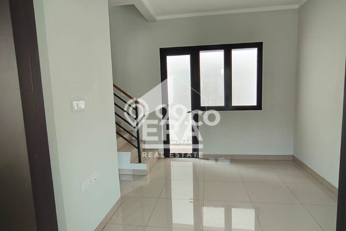 Disewakan Rumah Harga Terjangkau di Summarecon Crown Gading Bekasi Punya 2 Kamar Tidur Disewakan Rumah Harga Terjangkau di Summarecon Crown Gading Bekasi Punya 2 Kamar Tidur