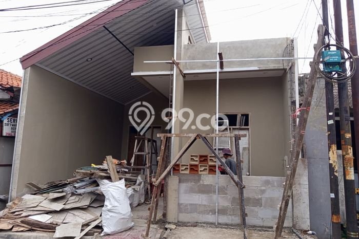 Rumah Strategis Minimalis Lb 115m2 di Ciracas, Jakarta Timur Rumah Strategis Minimalis Lb 115m2 di Ciracas, Jakarta Timur
