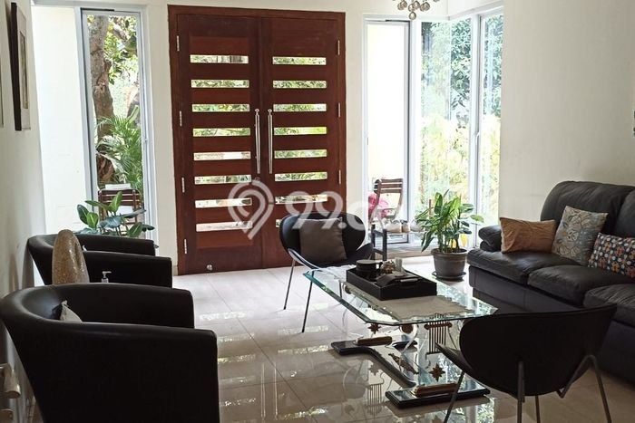 Siap Huni Rumah Mewah 4 Kamar di Cilandak Dekat ke Mana Pun Siap Huni Rumah Mewah 4 Kamar di Cilandak Dekat ke Mana Pun