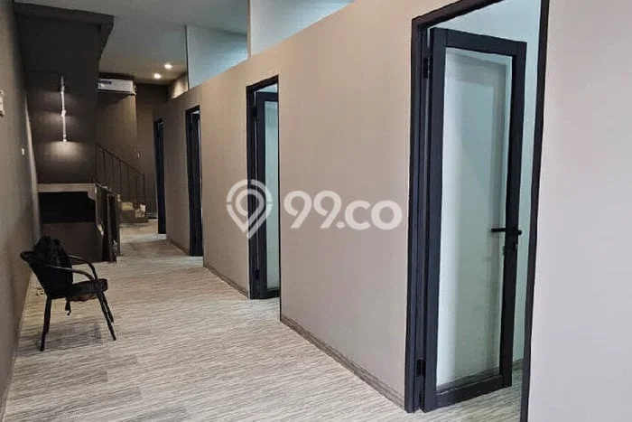 Ruko Disewa di Bandung dengan LB 270m2 Area Komersial Ramai Ruko Disewa di Bandung dengan LB 270m2 Area Komersial Ramai