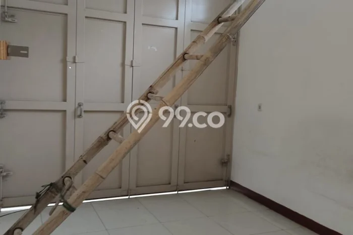 Rumah di Ciateul, Dekat Fasilitas, LT 131m² Rumah di Ciateul, Dekat Fasilitas, LT 131m²