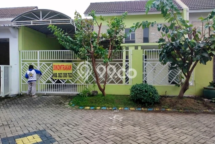 Rumah Bagus Siap Huni Di Gedangan Luas 70m2 Lokasi Strategis Rumah Bagus Siap Huni Di Gedangan Luas 70m2 Lokasi Strategis