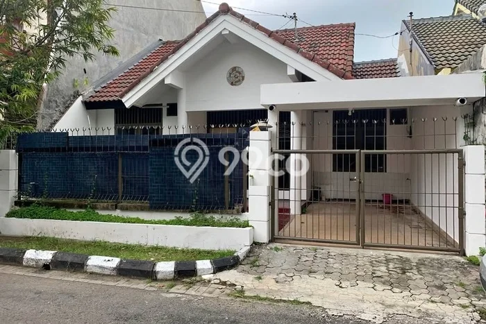 Rumah Modern 3 KT LT 135m2 di Sutorejo Rumah Modern 3 KT LT 135m2 di Sutorejo