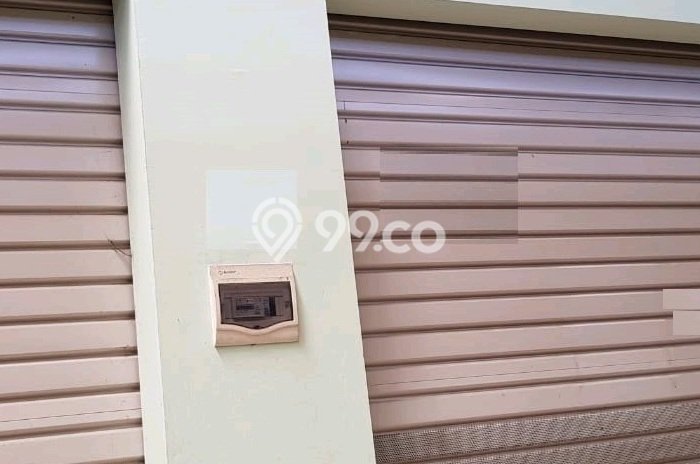 Komersial Bagus Dijual LB 9m2 Lokasi Strategis Surabaya Area Cocok untuk Bisnis Komersial Bagus Dijual LB 9m2 Lokasi Strategis Surabaya Area Cocok untuk Bisnis