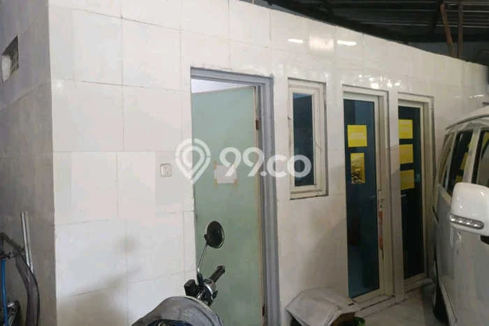 Disewakan Ruko di Pusat Kota Surabaya Ramai Strategis Disewakan Ruko di Pusat Kota Surabaya Ramai Strategis