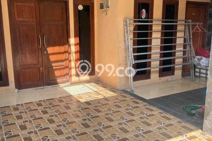 For Sale Rumah 3 Kamar Lokasi Ideal Nyaman dan Strategis di Waru For Sale Rumah 3 Kamar Lokasi Ideal Nyaman dan Strategis di Waru