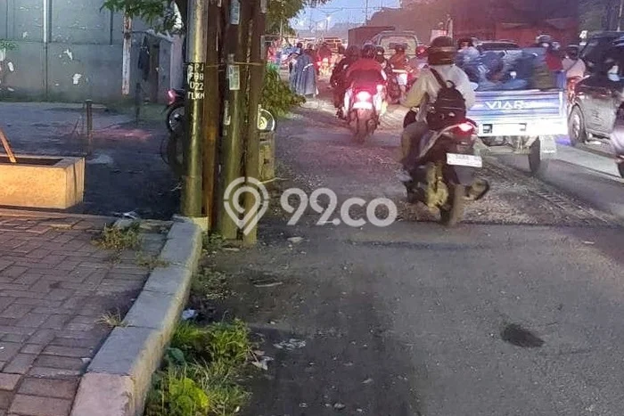 Kavling Tanah Disewakan di Taman Sidoarjo Luas 2360m2 Strategis Kavling Tanah Disewakan di Taman Sidoarjo Luas 2360m2 Strategis