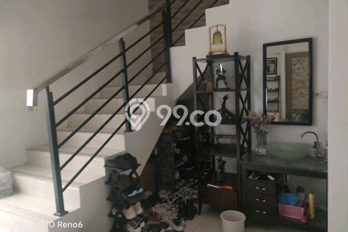 Rumah Luxury Modern Siap Huni di Medokan Ayu Surabaya Rumah Luxury Modern Siap Huni di Medokan Ayu Surabaya