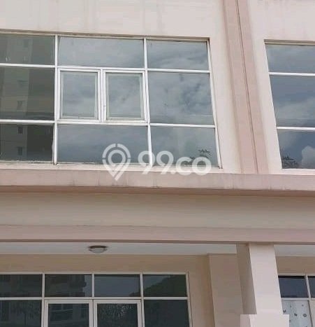 Ruko Dijual di Prime Area Surabaya Luas 300m2 Ruko Dijual di Prime Area Surabaya Luas 300m2