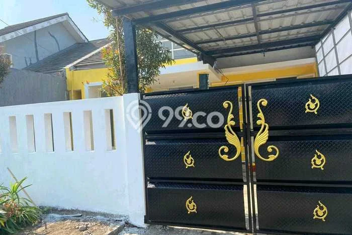 Rumah sewa siap pakai 3 Kamar Tidur di Gununganyar, Surabaya Rumah sewa siap pakai 3 Kamar Tidur di Gununganyar, Surabaya