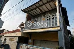 Hunian Cantik Minimalis Lb 300m2 di Wonocolo, Surabaya Hunian Cantik Minimalis Lb 300m2 di Wonocolo, Surabaya