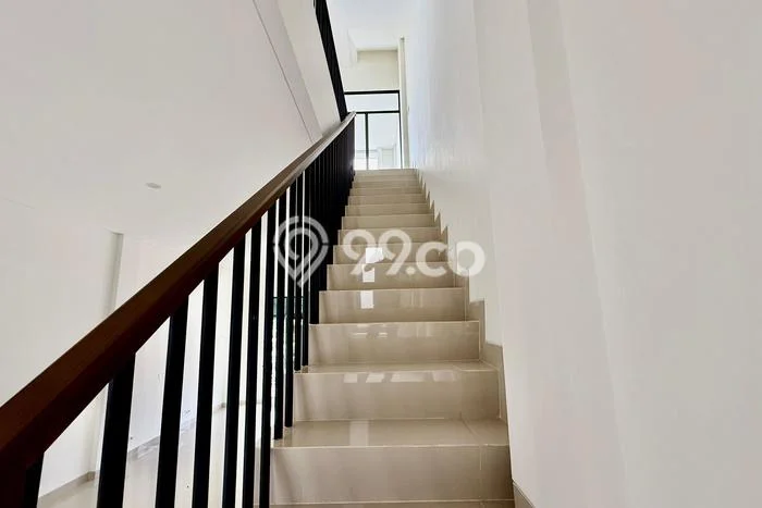 Unit Ruko Dijual di Jakarta Selatan LT 65m2 & LB 147m2 Unit Ruko Dijual di Jakarta Selatan LT 65m2 & LB 147m2