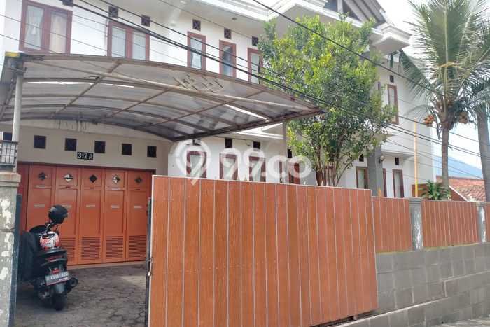 Rumah Modern Cantik 6 KT Bisa Langsung Pindah di Mandalajati Rumah Modern Cantik 6 KT Bisa Langsung Pindah di Mandalajati