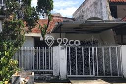 Hunian Cantik Modern Lb 150m2 di Tenggilis Mejoyo, Surabaya Hunian Cantik Modern Lb 150m2 di Tenggilis Mejoyo, Surabaya