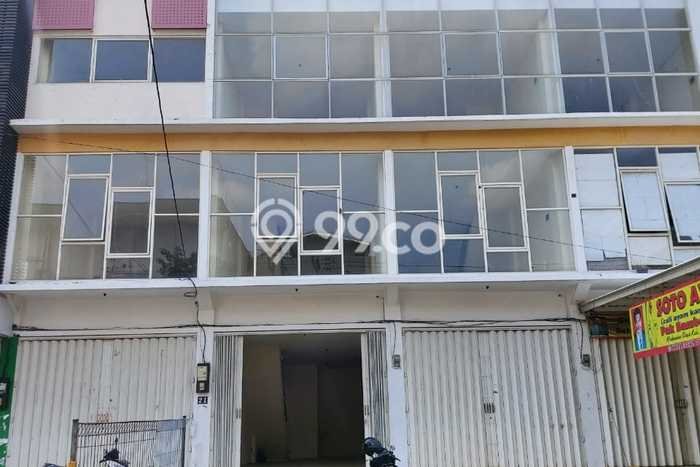 Ruko Paling Dicari LB 160m2 Dijual di Genteng Ruko Paling Dicari LB 160m2 Dijual di Genteng