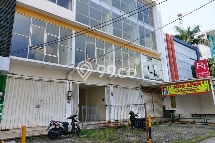 Ruko Paling Dicari LB 160m2 Dijual di Genteng Ruko Paling Dicari LB 160m2 Dijual di Genteng