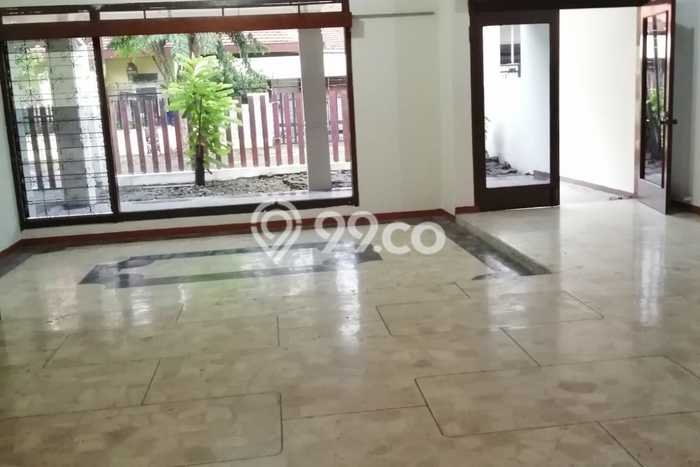 Ready to Use! Luxury House LT 301m2 Desain Modern di Jemursari Ready to Use! Luxury House LT 301m2 Desain Modern di Jemursari