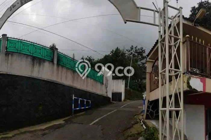 Tanah untuk Dijual Lokasi Trawas, Mojokerto Luas 141m2 - Tanah untuk Dijual Lokasi Trawas, Mojokerto Luas 141m2 -
