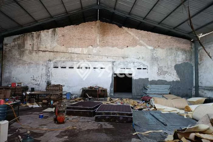 Komersial Dijual di Lumajang LT 1240m2 & LB 1240m2 Lokasi Terbaik! Komersial Dijual di Lumajang LT 1240m2 & LB 1240m2 Lokasi Terbaik!