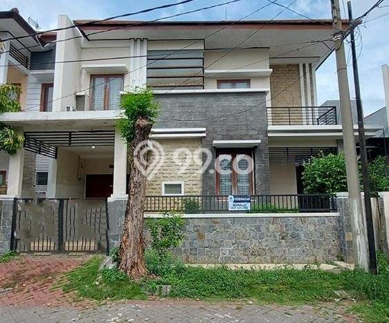 Rumah kawasan Sukolilo, 4 KM, Pemandangan Indah, LT 220m2m² Bangunan 240m2m² Rumah kawasan Sukolilo, 4 KM, Pemandangan Indah, LT 220m2m² Bangunan 240m2m²